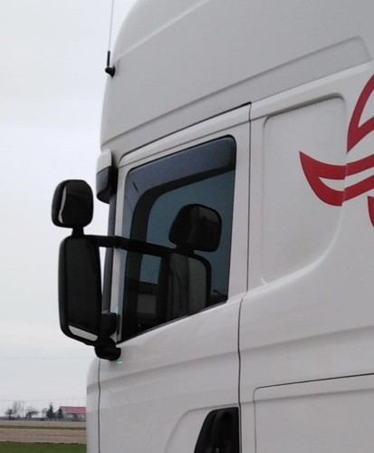 Owiewki-na-szyby-boczne-scania-serii-4