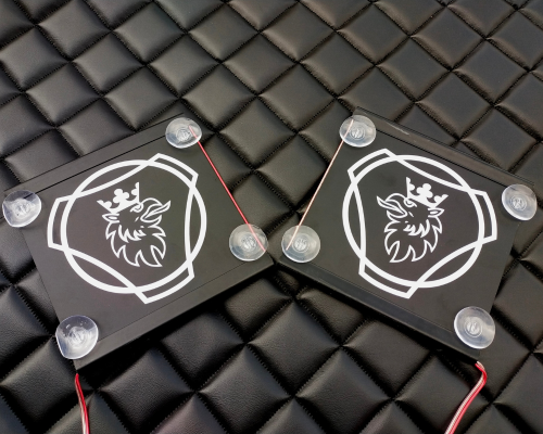 Tabliczki-narożnikowe-led-scania