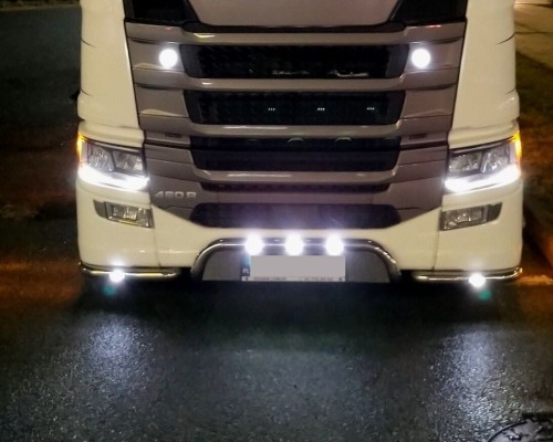 Orurowanie-rama-pod-zderzak-scania-r-s-nextgen