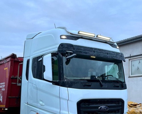 Orurowanie-dachowe-ford-f-max