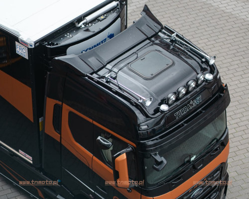 Orurowanie-dachowe-rama-na-dach-ford-f-max