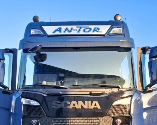 Reklamowy-neon-dachowy-Scania-R-S-nextgen-limiiled