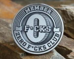 Przypinka metalowa PIN Zero F*CKS Club