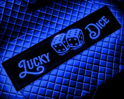 Tablica nad łóżko do ciężarówki (TIR, LKW) "Lucky Dice" 95x23 cm 12,24 V