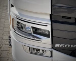 Wykończenie (brewki) lamp przednich do Scania S&R 2016